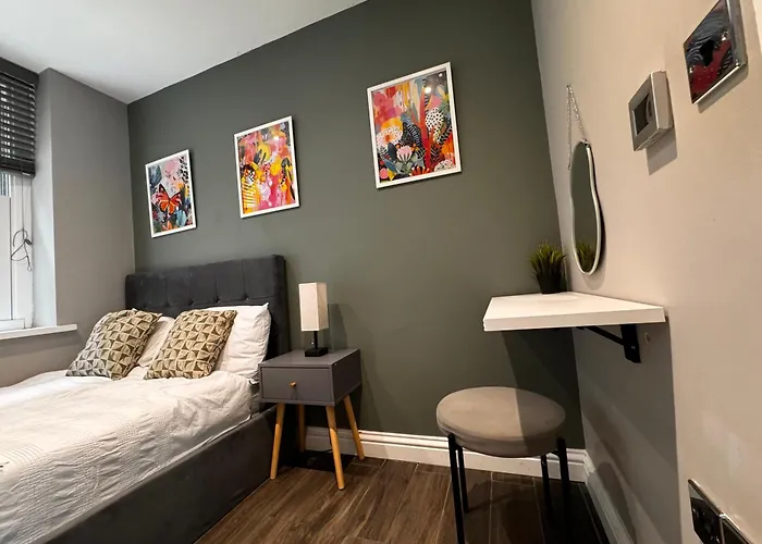 Beautiful Brighton Apartment, 5Min Walk To Beach
