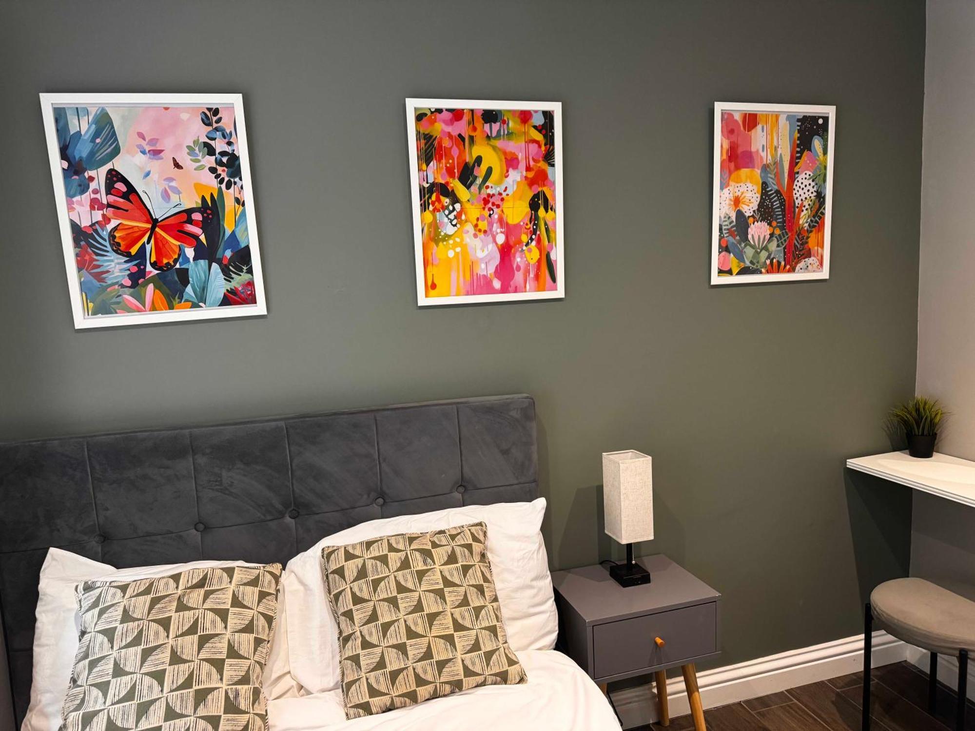 Beautiful Apartment, 5min Walk To *